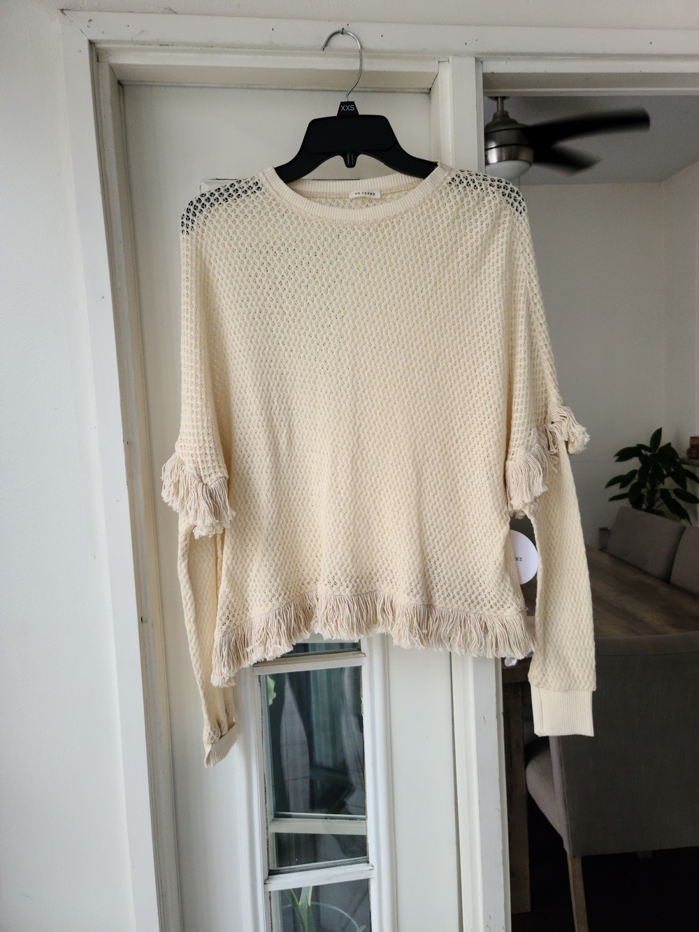 En Creme Cream Fringe Knit Pullover